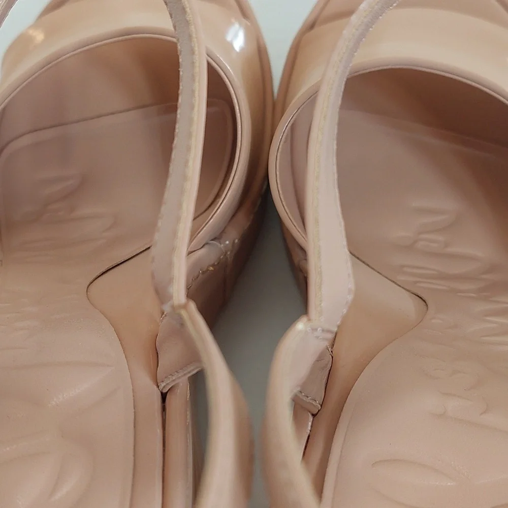 Olivia Miller Women's Size 9 Wedge Sandals Shoes Magnetic Tan